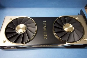 Nvidia RTX Titan 24GB GDDR6 Grafikkarte - Bild 1 von 3