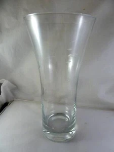 Princess House Heritage Collection Large Flared etched Glass Vase 11 1/2" Tall - Picture 1 of 6