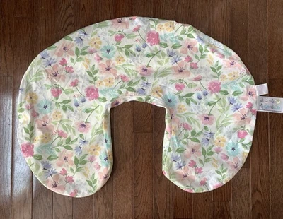 Original Boppy Pillow Cover, Target Floral Exclusive Pattern - Image 1 of 4