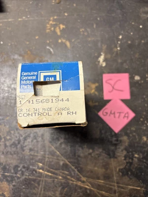 RH Inside Door Handle GM 15681944 - Image 1 of 3