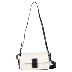 Fendi Baguette Twist Bag in White Leather - Picture 1 of 12