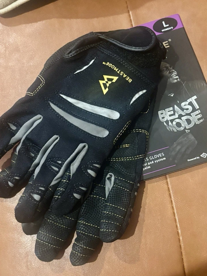 Совершенно новый BIONIC BEAST MODE официальный перчатки Marshawn Lynch женщин Sz L - Изображение 1 из 4