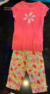 Hanes Shirt And Capri Pants Outfit Set Pink Floral Print Flowers Yellow Green - Picture 1 of 9