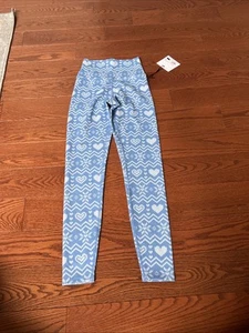 BEACH RIOT Women’s Leggings Piper Fair Isle Alps Hearts Size XS Blue $108 New - Picture 1 of 7