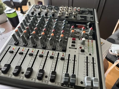 Behringer Xenyx X1204USB Mischpult + div. Audiokabel und Adapter - Bild 1 von 4
