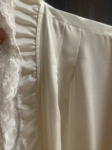 Vintage Givenchy Saks Damen Satin Morgenmantel Elfenbein Dessous Glam Regencycore USA 70er 80er - Bild 1 von 10