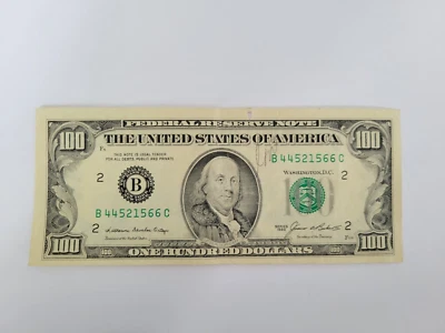 1985 $100 One Hundred Dollar Bill, Federal Reserve Note, Serial # B44521566C - Image 1 of 2