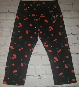 NWT Girls Arizona Jean Capri Length Legging Black Cherry Print Sizes S, L or XL  - Picture 1 of 2