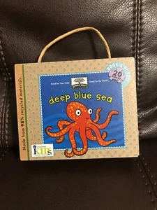 Deep Blue Sea - Book & Puzzle - 20 Pieces - Picture 1 of 2