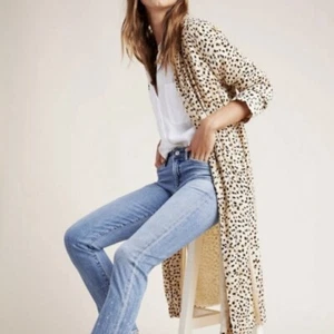 Neu mit Etikett Cupcakes & Kaschmir Arianne Punkte Staubmantel in Latte Größe Small - Bild 1 von 12