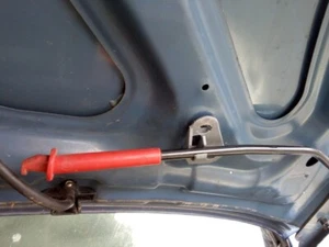 Clip fissaggio asta cofano compatibile con Nissan Micra K12 - Imagen 1 de 2