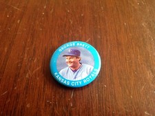 1984 Fun Foods Pin Back Button #6 George Brett