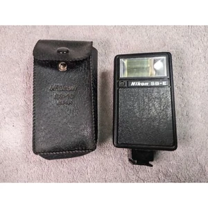 NIKON SPEED LIGHT SB-E - Shoe Mount Camera Flash w/ Case USED UNTESTED - Picture 1 of 7