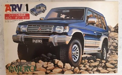 KIT FUJIMI 1/24 MITSUBISHI PAJERO ARV1 CON MOTORINO ELETTRICO.RARO COME NUOVO.   - Immagine 1 di 4