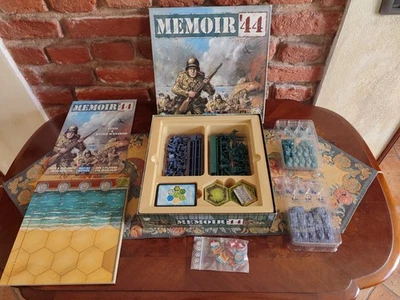 DG GIOCO IN SCATOLA MOMOIR 44 WW2 STRATEGY GAME DAYS OF WONDER - Imagen 1 de 4