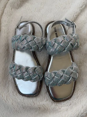 NWD $49 Steve Madden Girls Silver JNewbie Braided Rhinestone Sandal Youth Sz 4 - Image 1 of 4