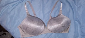 Warner's grauer Light Lift Reptil Textur W4013 BH ohne Bügel Größe 40C Preisvorschlag machen - Bild 1 von 4