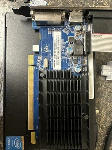 Sapphire R5 230 1G DDR3 PCIE HDMI/DVI-D/VGA Low Profile Graphics Card - Picture 1 of 2