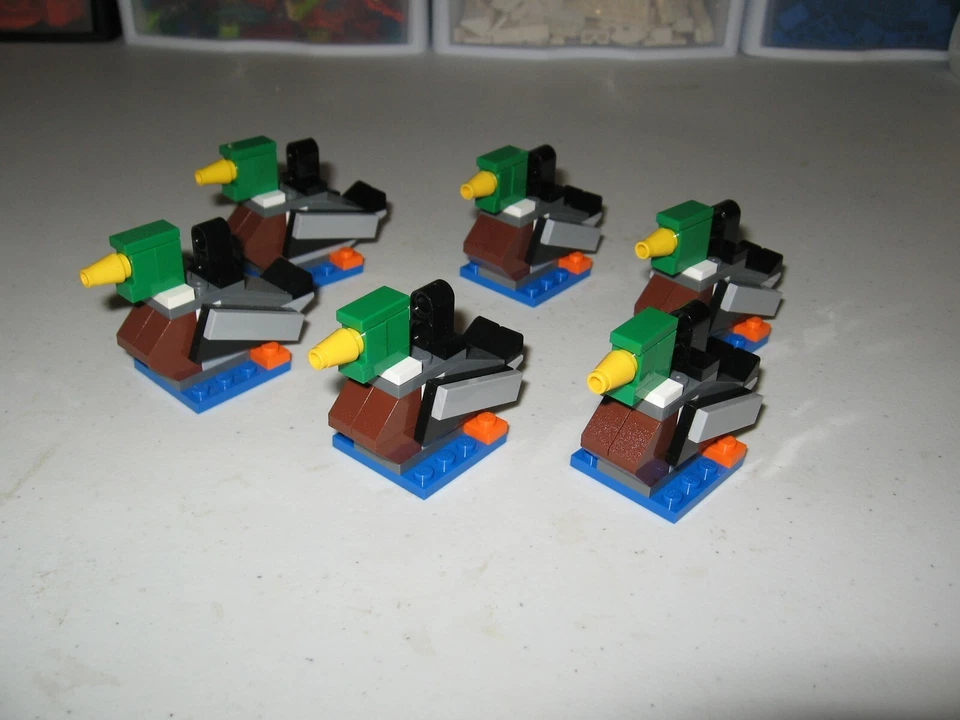 LEGO DUCK'S LOT OF 6 CHRISTMAS TREE ORNAMENT'S NEW !! - Image 1 of 4