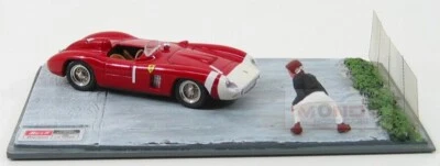 1:43 Best DIORAMA Ferrari 860 MONZA FANGIO 1965 BE9607 Modellino - Immagine 1 di 2