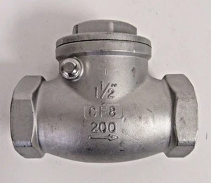 New 1-½” FNPT Swing Check Valve 304 SS (CF8) 200 PSI WOG - Picture 1 of 4