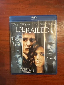 Derailed Blu-ray 2010 Movie Clive Owen Jennifer Aniston Unrated - Picture 1 of 2