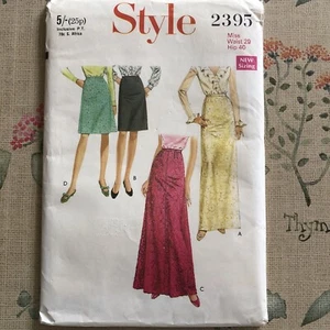 Style Vintage 2395 Skirt Dressmaking pattern Waist 29” Uncut Torn Envelope - Picture 1 of 2