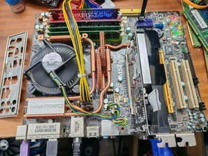 MSI P35 Platinum Combo MS-7338 ver 1.1 Intel Quad Q8400 4gb ddr2 I/O shield - Picture 1 of 6