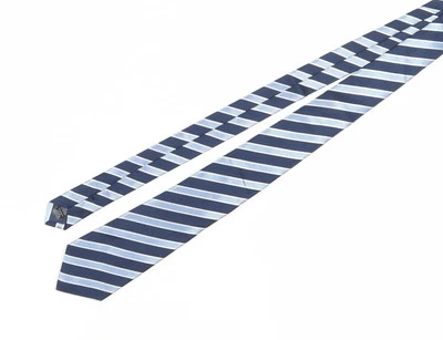 Corbata ajustada de seda a rayas azules para hombre Marks and Spencer Foto 1 de 4