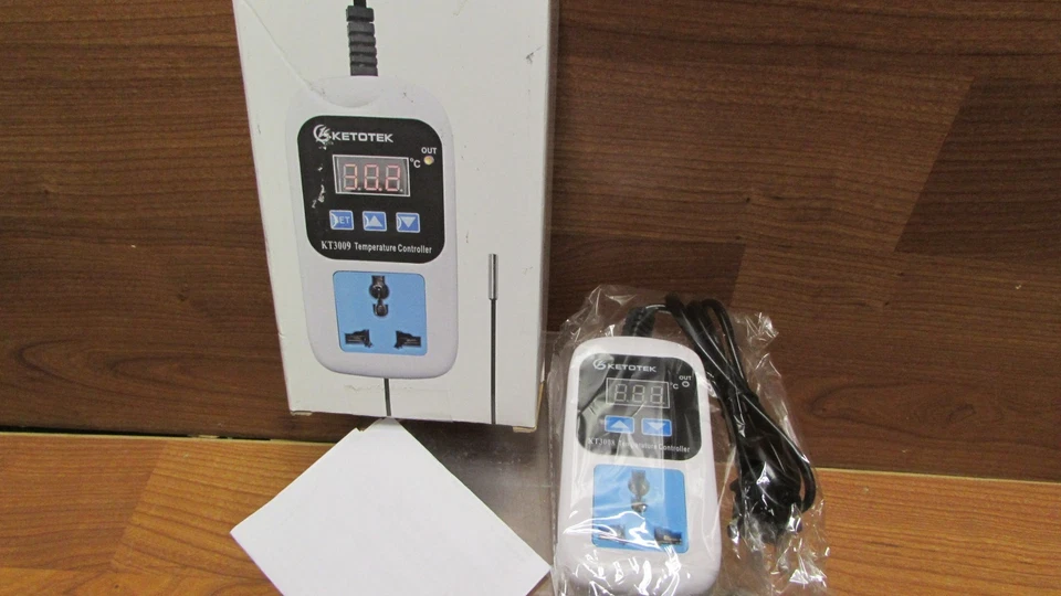 KetoTek Hygrostat Humidity Controller Switch Hygrometer 0~99%RH 110-220V Sensor - Image 1 of 4