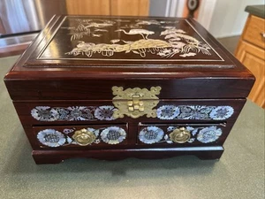 Asian Crane Motif Black Laquer Musical Jewelry Dresser Box Large As Is!! Read - Picture 1 of 17