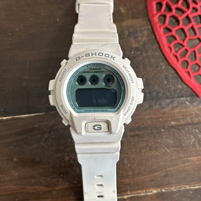 Reloj Digital Casio G-Shock DW-6900PL Blanco Cronógrafo Resistente al Agua 20 Bar 50 mm Foto 1 de 4