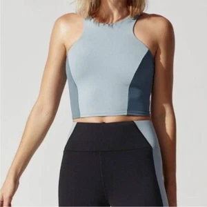 Camiseta deportiva MICHI Vibe Crop azul pequeña - Imagen 1 de 11