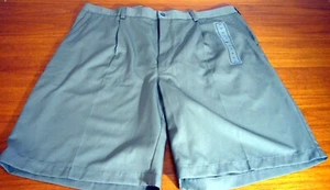 Nike Men’s Golf Shorts Pleat Front Men’s 40 NOS W Tags Khaki Tan 10" Inseam - Picture 1 of 4
