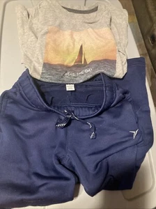 Cat & Jack / Old Navy Boys T-Shirt Joggers Active Pants Outfit ~ Fits Size 6 - Picture 1 of 5