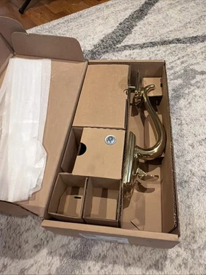 Palanca de puerta Schlage Camelot para diestros FE285CAM505ACC605 Foto 1 de 3