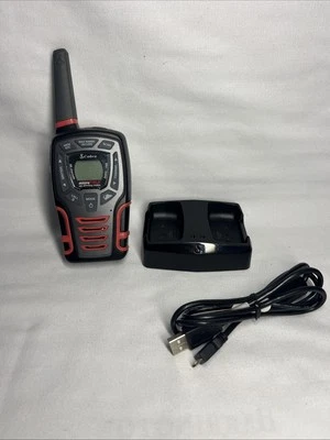 Cobra Microtalk Model CXT565 Walkie-Talkie 2-Way Radio Black 1 Unit & Charger — 第 1/4 张图片