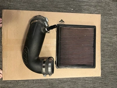 Впускной комплект 2017–2019 Chevrolet Colorado GMC Canyon Airaid Jr. сухой красный носитель - Изображение 1 из 4