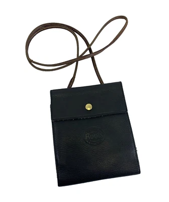 Roots Canada Genuine Leather Crossbody Purse Organzier Bag Tri Fold Snap Black - Image 1 of 4