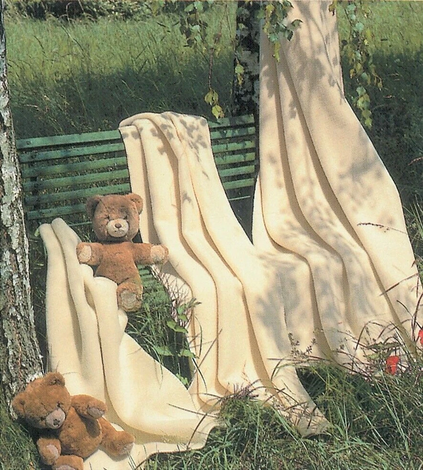 Kuscheldecke Optilana aus 100% Schurwolle, in unterschiedlichen Größen - Bild 1 von 4