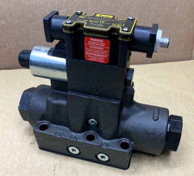 PARKER D61VW011K4VJGLJ7Y DIRECTIONAL CONTROL SOLENOID VALVE   **NEW** - Image 1 of 4