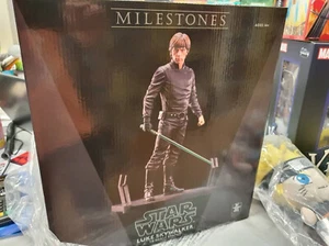 STAR WARS LUKE SKYWALKER RETURN OF THE JEDI - MILESTONES STATUE LIM. N.1864/2000 - Foto 1 di 1