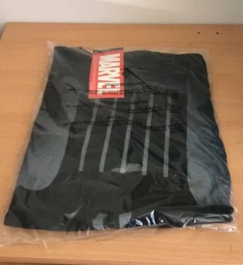 Marvel Punisher Lighted Skull Adult T-Shirt * NEW SEALED * - Picture 1 of 3