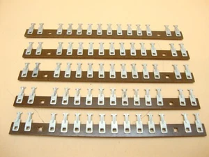 Terminal Strip, 14 Lug, 0 Lug Common, Horizontal Phenolic Terminal Strip (QTY 5) - Picture 1 of 4