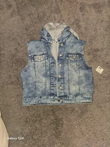 Justice Denim Vest Girls Size 16 Blue Grey Knit Hood Zipper Closure - Picture 1 of 5