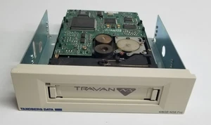 SCSI-Bandlaufwerk TRAVAN NS TANDBERG DATA 4/8GB NS8 Pro - Bild 1 von 3