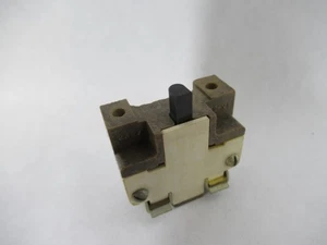Square D 9001-TA-2 Heavy Duty Push Button Contact Block 1NO 600VAC ! NOP ! - Picture 1 of 2