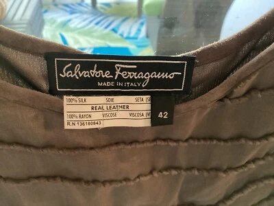 SALVATORE FERRAGAMO seda topo, marrón capas vestido sin mangas talla 42 italiano Foto 1 de 4