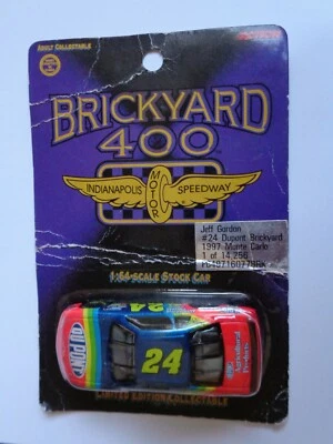 BRICKYARD 400 #24 杰夫·戈登 - 1997 年蒙特·卡洛库存汽车 1: 64 比例 — 第 1/2 张图片