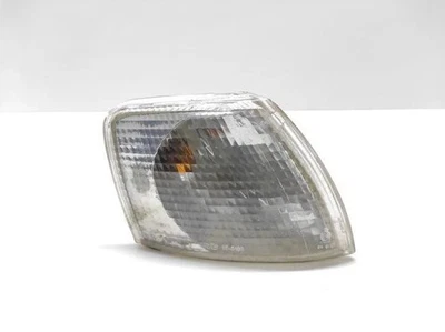 Indicatore di direzione anteriore destro VW Passat Variant B5 3B6 185103B 1.90 Diesel 74kw 22718838 - Immagine 1 di 4